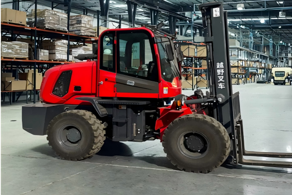 4.0 T  4x4   EPA ENGINE OFF- ROAD  ALL TERRAIN FORKLIFT