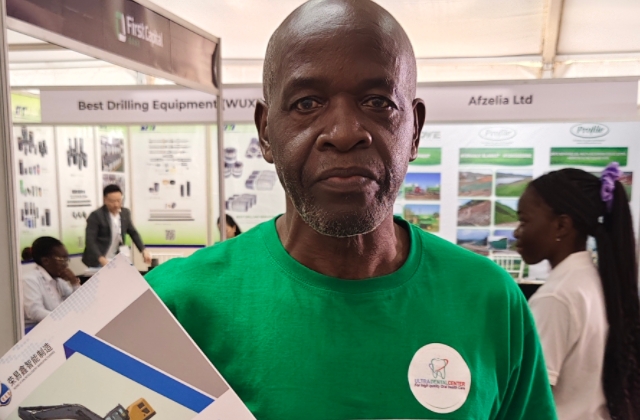 Rongyixin Engineering Machinery appeared at the African exhibition and reached multiple cooperation